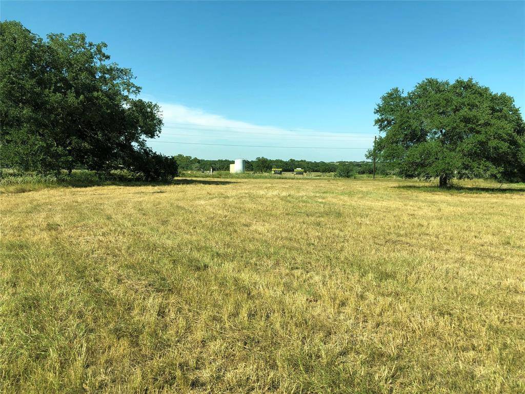 Hallettsville, TX 77964,153 PVT 1671