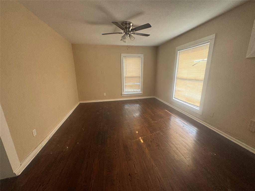 Houston, TX 77011,7018 AVE F #3
