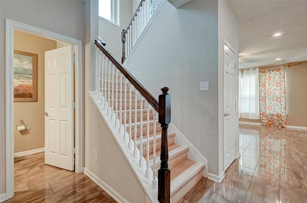 Magnolia, TX 77354,8707 Cimarron Falls CT