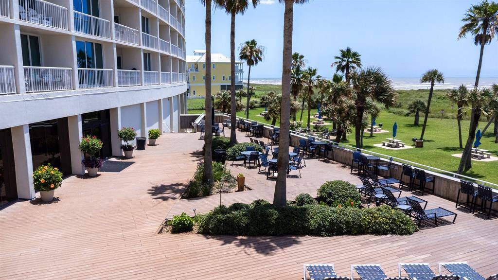 Galveston, TX 77550,1401 E Beach DR #903