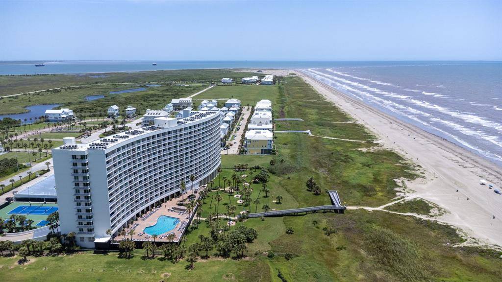 Galveston, TX 77550,1401 E Beach DR #903
