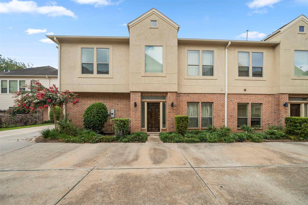 Houston, TX 77007,3816 Center ST