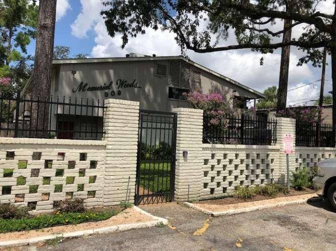 Houston, TX 77024,909 Silber RD #4A