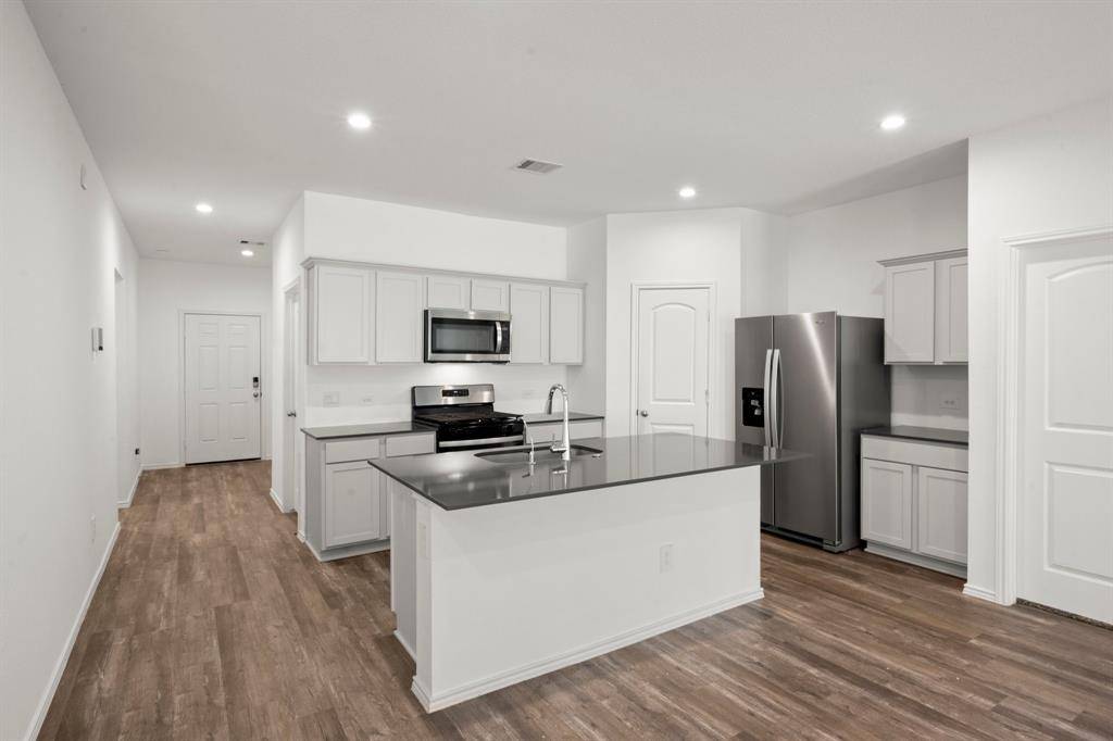 Willis, TX 77318,11845 Summertime DR