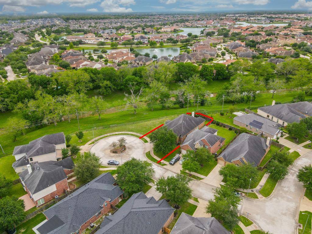 Sugar Land, TX 77479,5610 Honey Brook CT