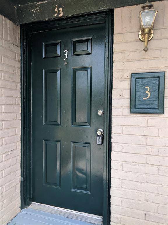Houston, TX 77008,915 Alexander ST #3