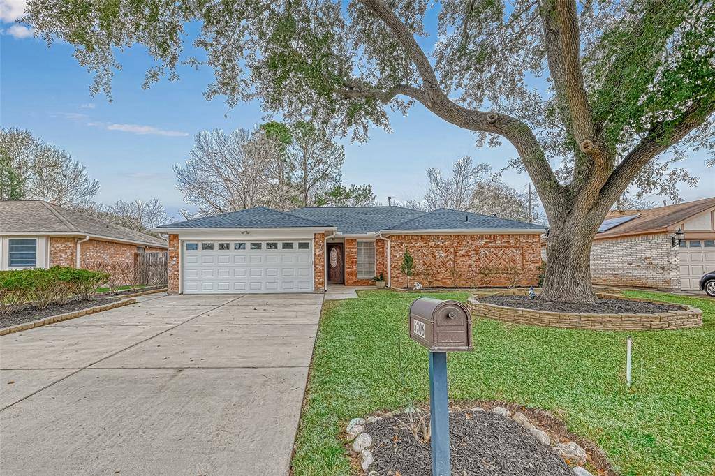 Katy, TX 77493,5306 Lincoln Green DR