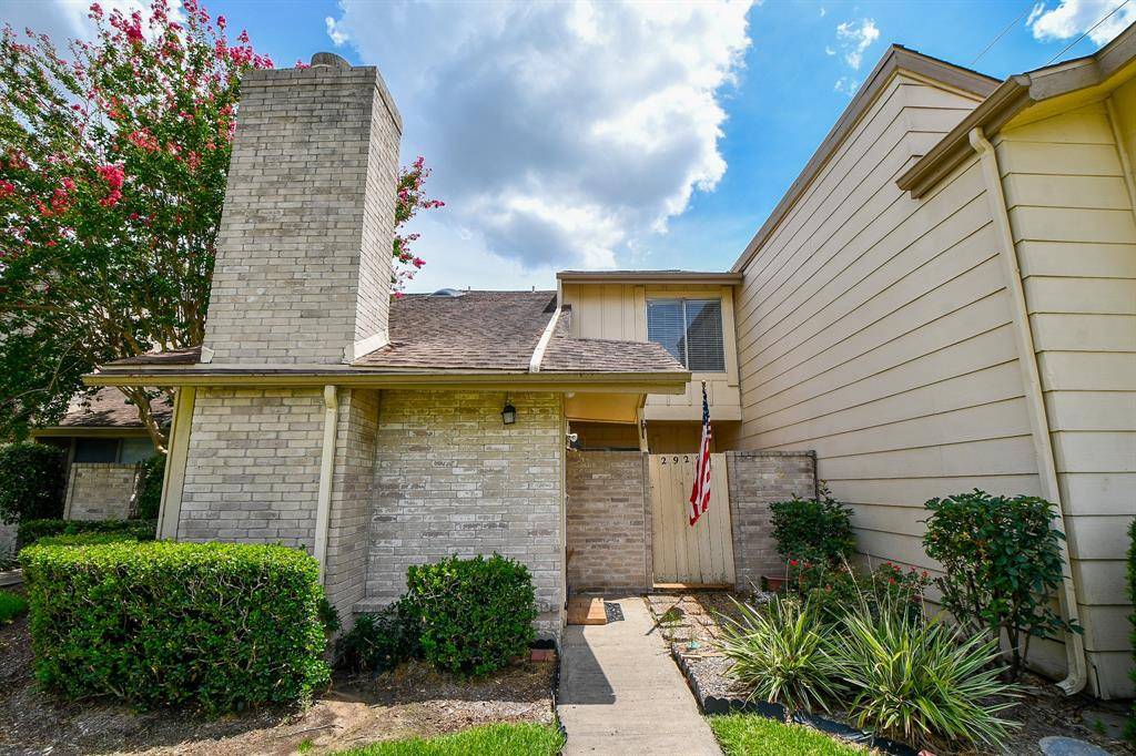 Houston, TX 77082,2922 Meadowgrass LN