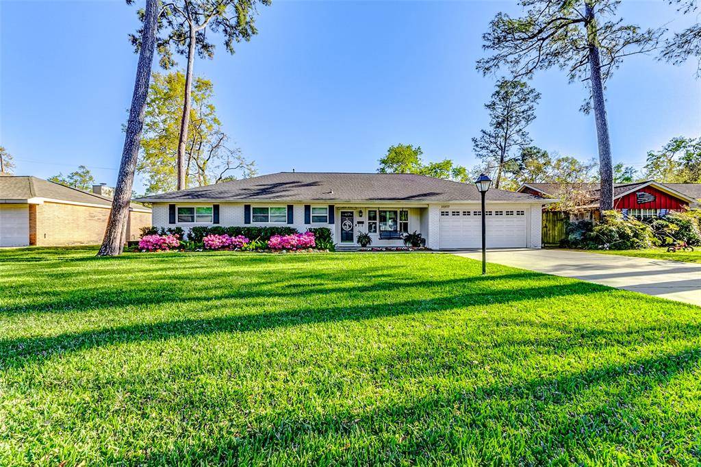 Houston, TX 77043,10207 Chatterton DR
