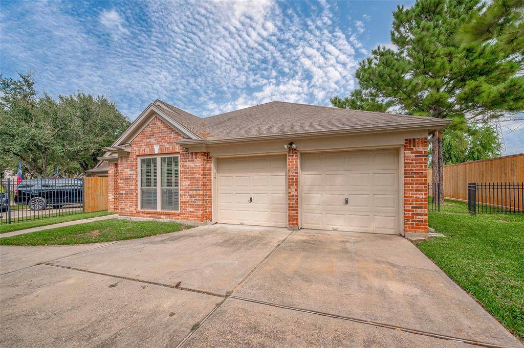 Houston, TX 77095,17607 Burkhart Ridge DR