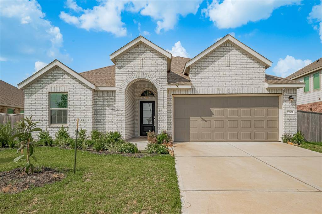 Rosenberg, TX 77469,5703 Knox Landing DR