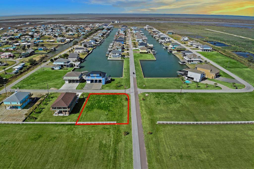 Port Bolivar, TX 77650,1160 Waterview LN