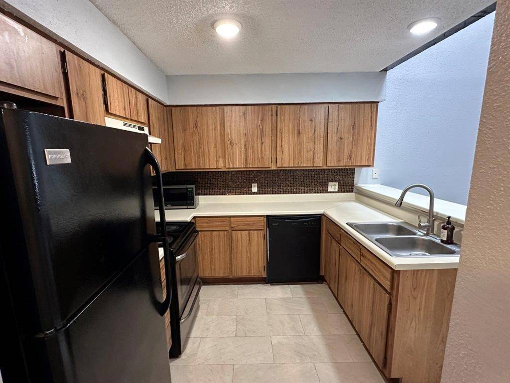 Sugar Land, TX 77479,2510 Grants Lake BLVD #101