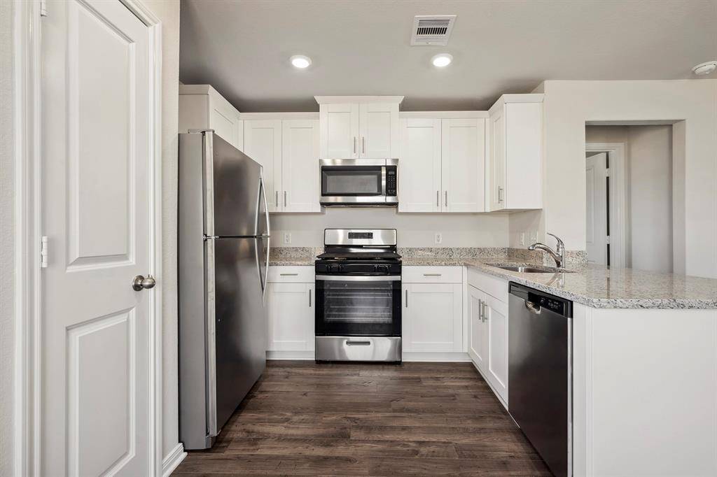 Cleveland, TX 77328,10410 Red Cardinal Drive DR