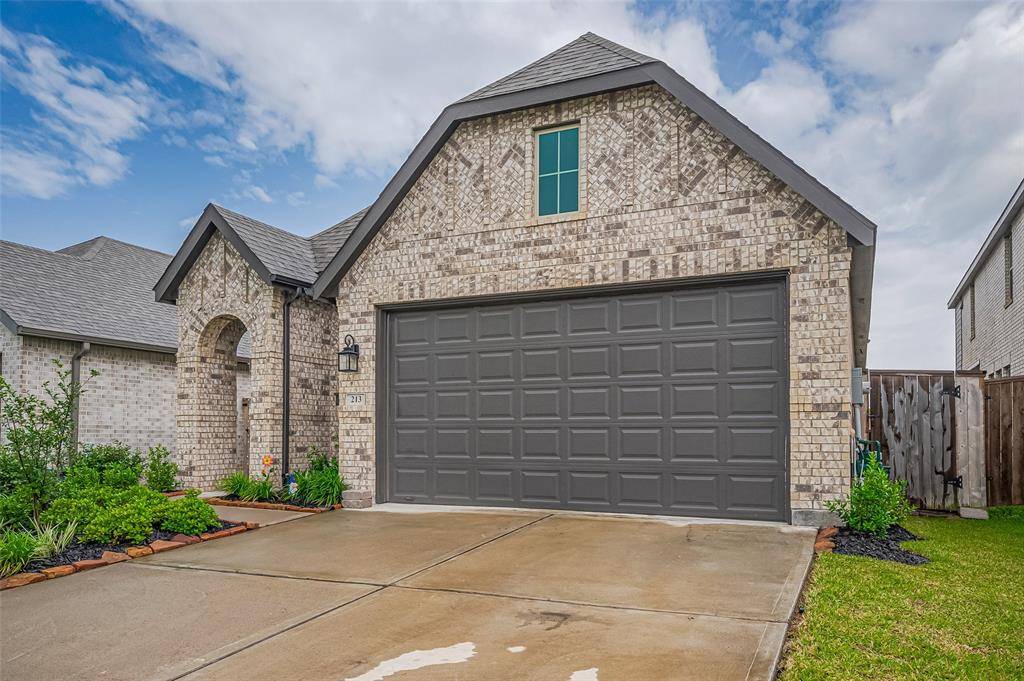 Conroe, TX 77304,213 Trapper Creek DR