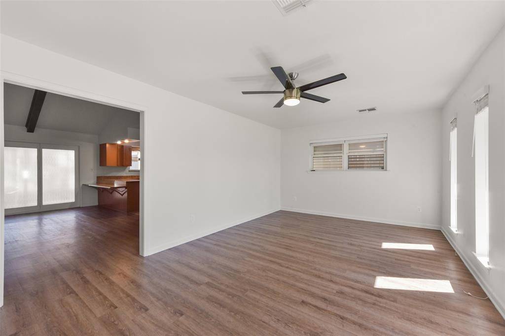Galveston, TX 77551,2706 E Palm CIR