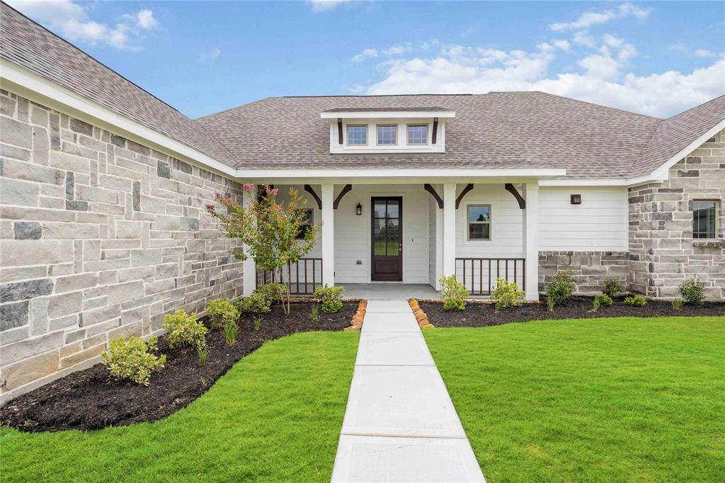Cleveland, TX 77327,400 Barton Place DR