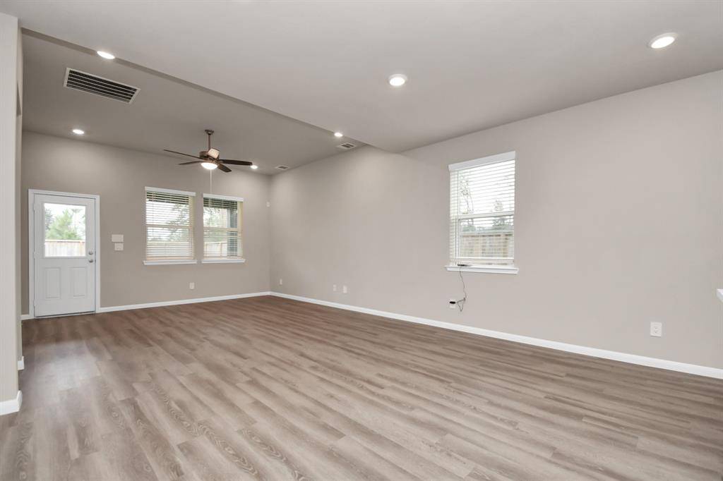 Alvin, TX 77511,232 Orchard Laurel DR