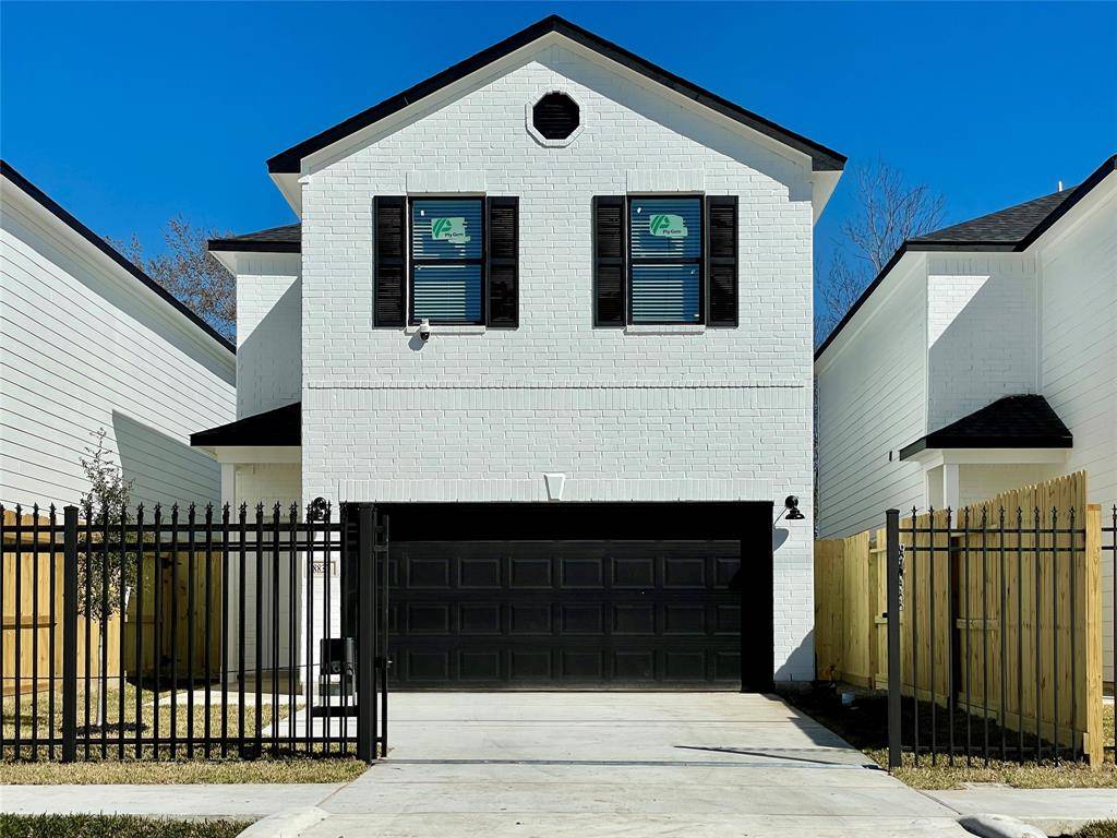 Houston, TX 77093,8832 Curry RD