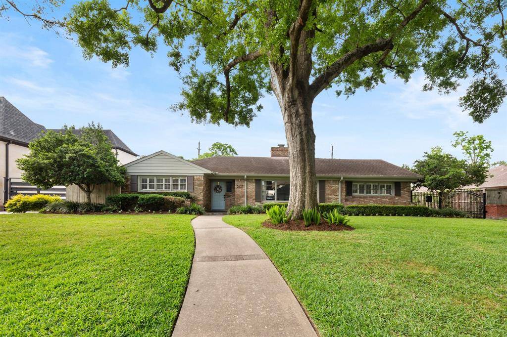 Houston, TX 77056,5627 Del Monte DR
