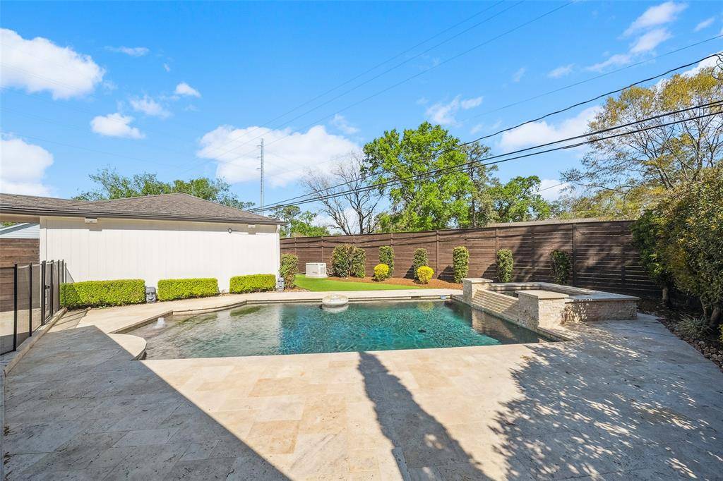 Houston, TX 77018,1366 Bethlehem ST