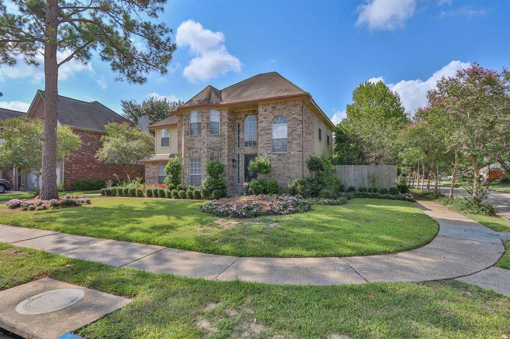 Pasadena, TX 77505,7002 Little Redwood DR