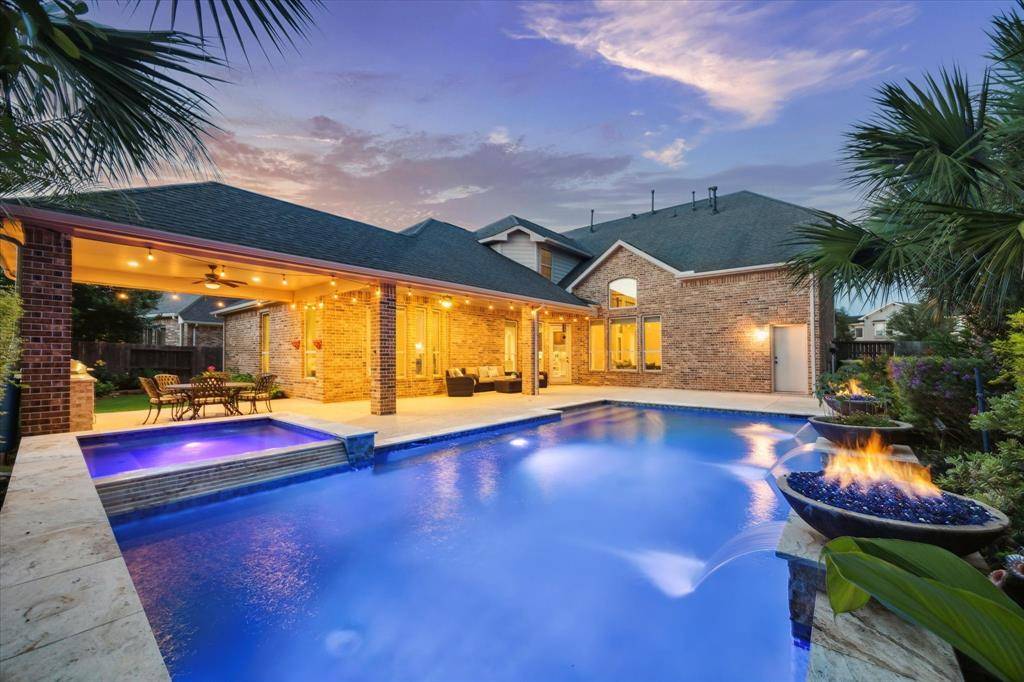 Fulshear, TX 77441,5310 Briarcliff LN