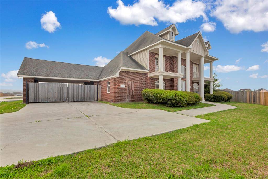 Willis, TX 77318,13066 Laura Lake DR