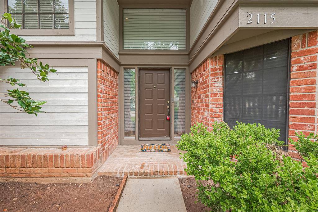 Sugar Land, TX 77479,2115 Streamcrest LN