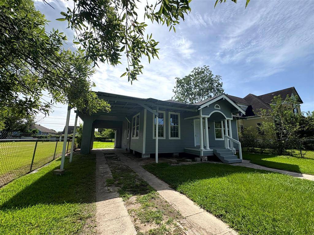 Beaumont, TX 77701,2385 Neches ST