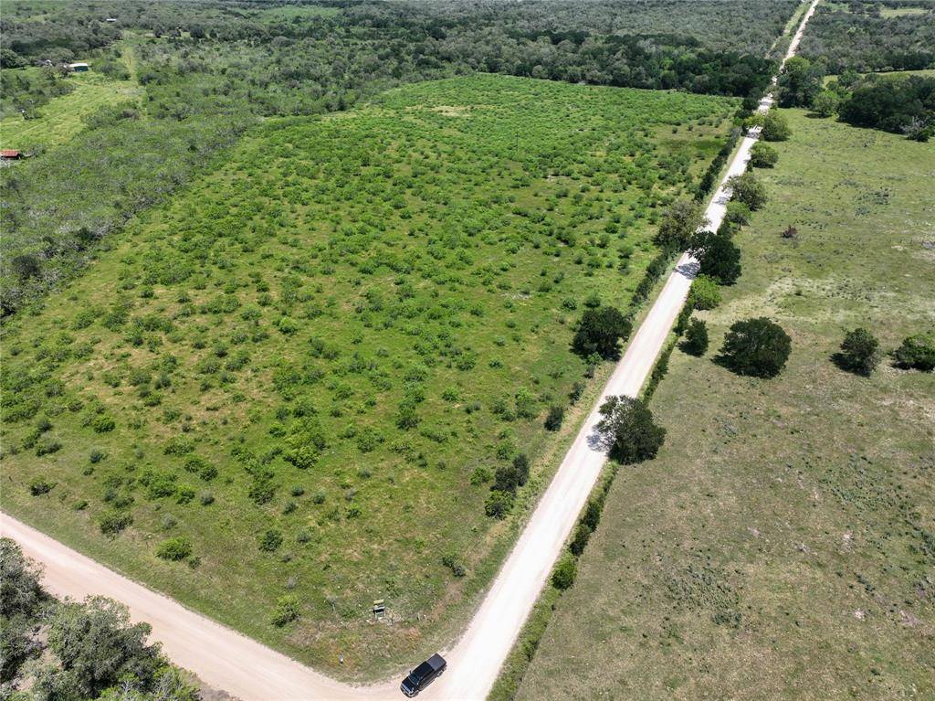 Waelder, TX 78959,Tract 5 County Road 430