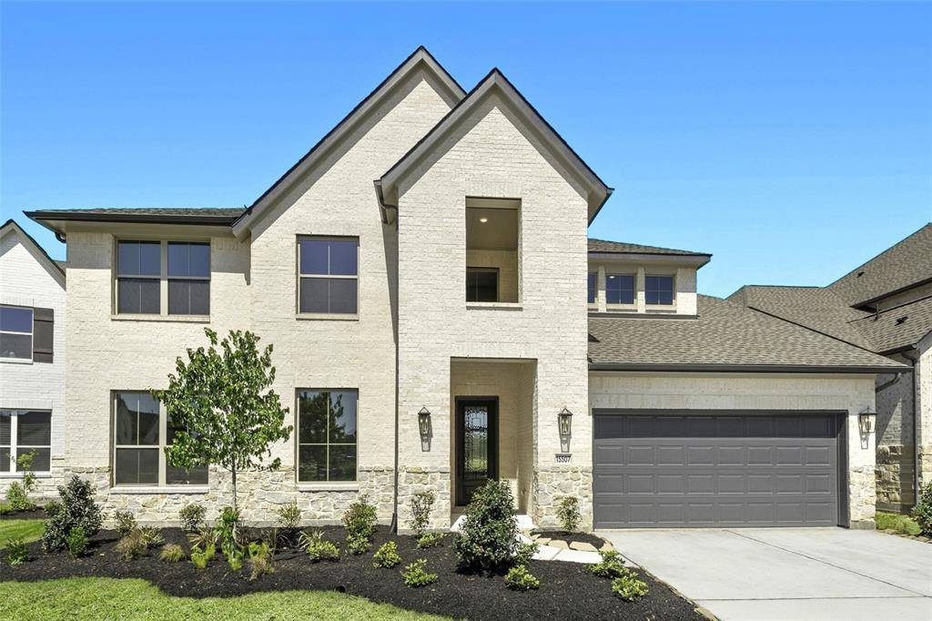 Conroe, TX 77302,15507 Blonde Llama LN