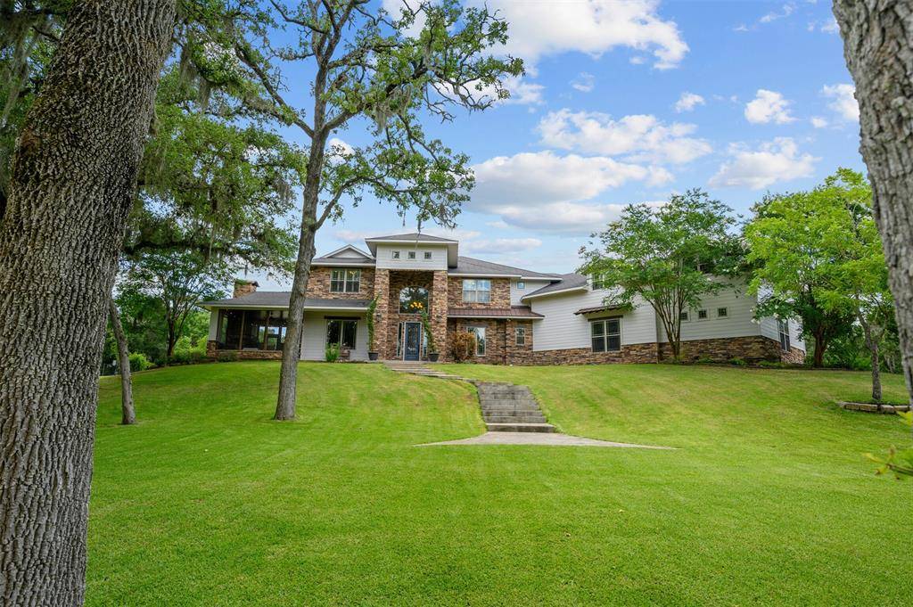 Columbus, TX 78934,1060 Yaupon Creek Estate