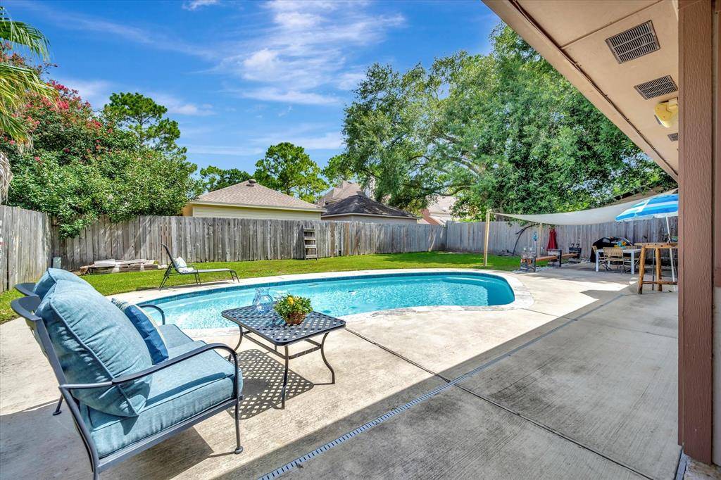 Houston, TX 77059,15707 Spring Forest DR