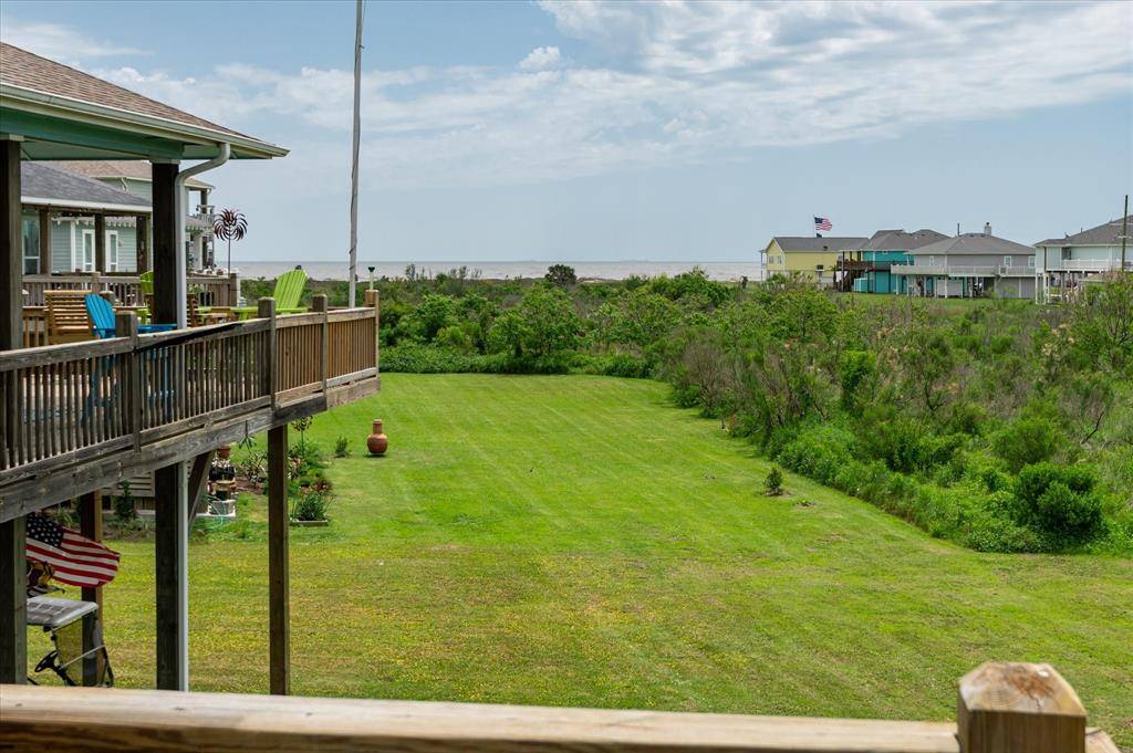 Crystal Beach, TX 77650,963 Sand Dune DR