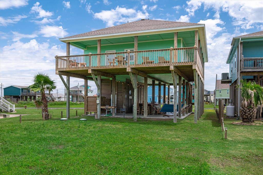 Crystal Beach, TX 77650,963 Sand Dune DR