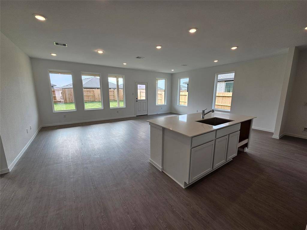 Crosby, TX 77532,1235 Garrett Sudhendrio DR