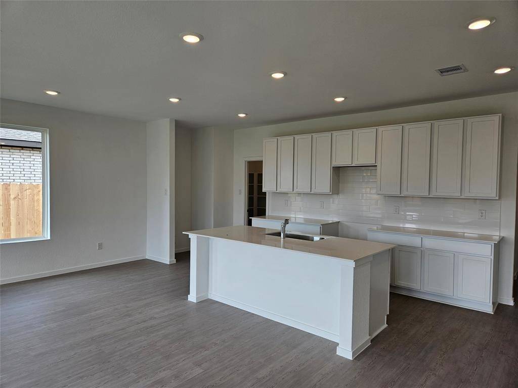 Crosby, TX 77532,1235 Garrett Sudhendrio DR