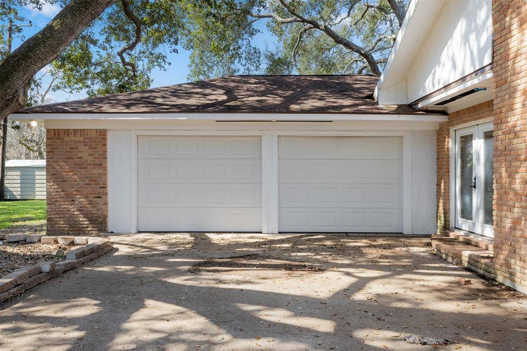 Eagle Lake, TX 77434,617 Melody LN