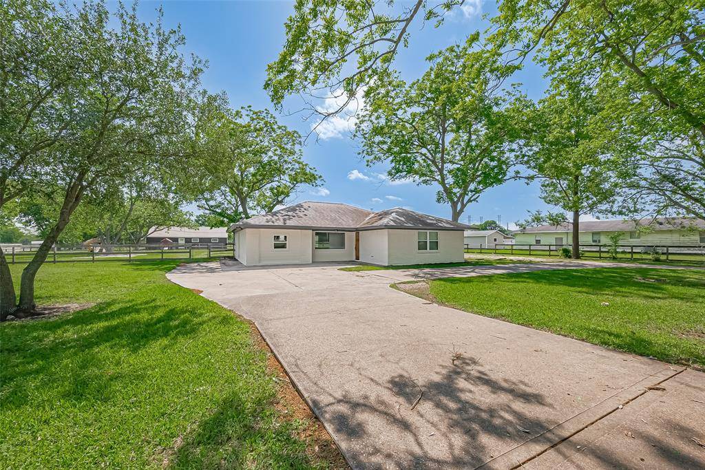 Crosby, TX 77532,13708 Bohemian Hall RD