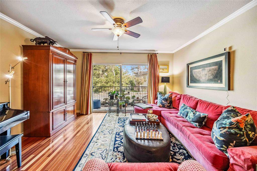 Houston, TX 77063,2234 S Piney Point RD #208