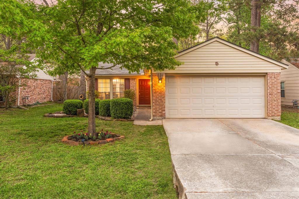 The Woodlands, TX 77381,5 Redberry CT