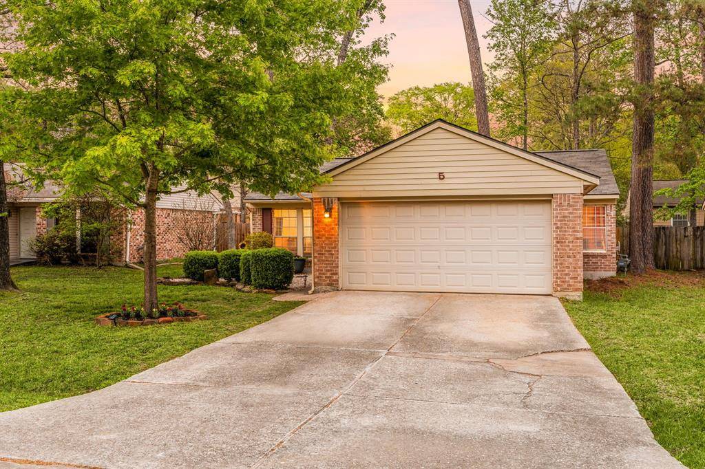 The Woodlands, TX 77381,5 Redberry CT