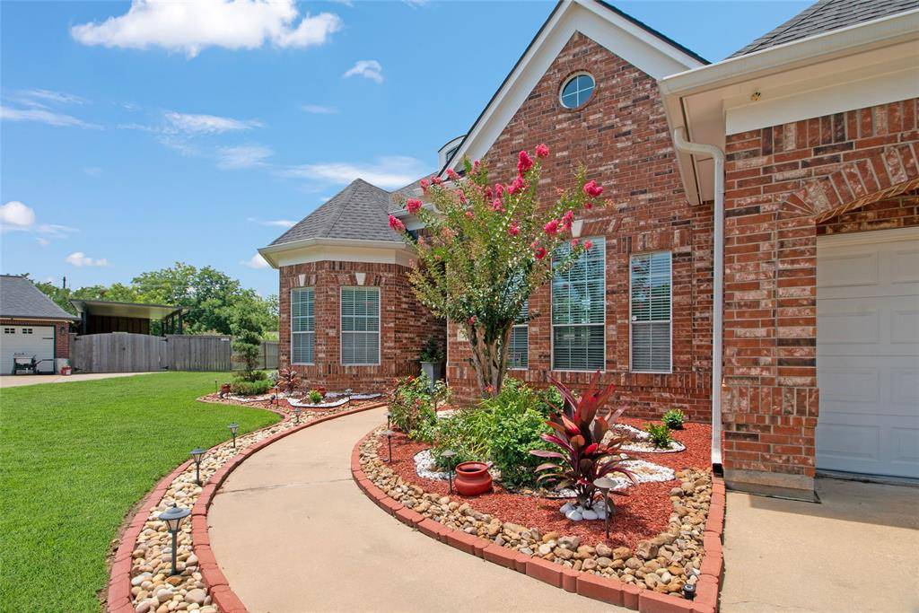 Lake Jackson, TX 77566,61 Southernwood CT