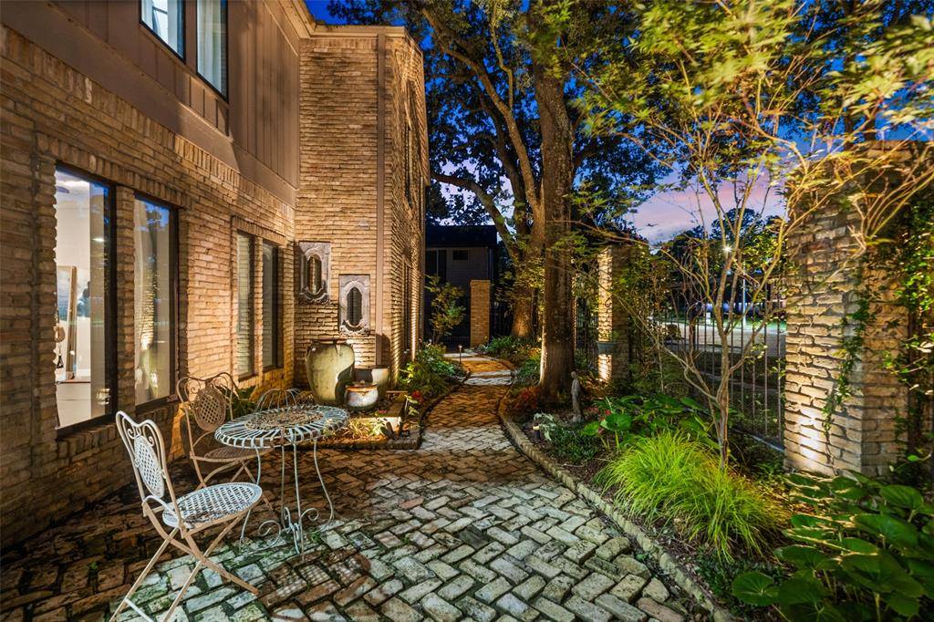 Houston, TX 77059,16310 Brook Forest DR