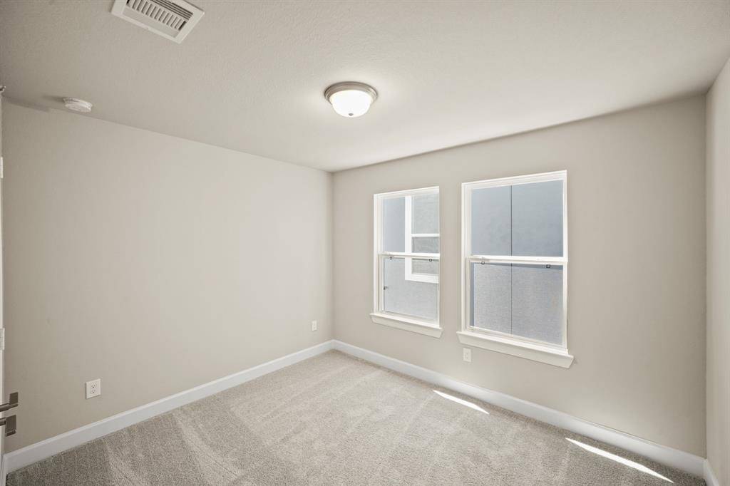Houston, TX 77091,5613 Iris Harvest LN