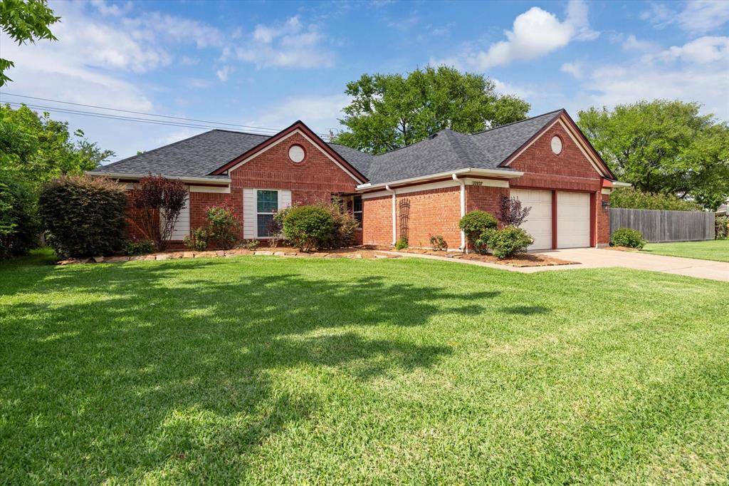 La Porte, TX 77571,10937 Graywood CT