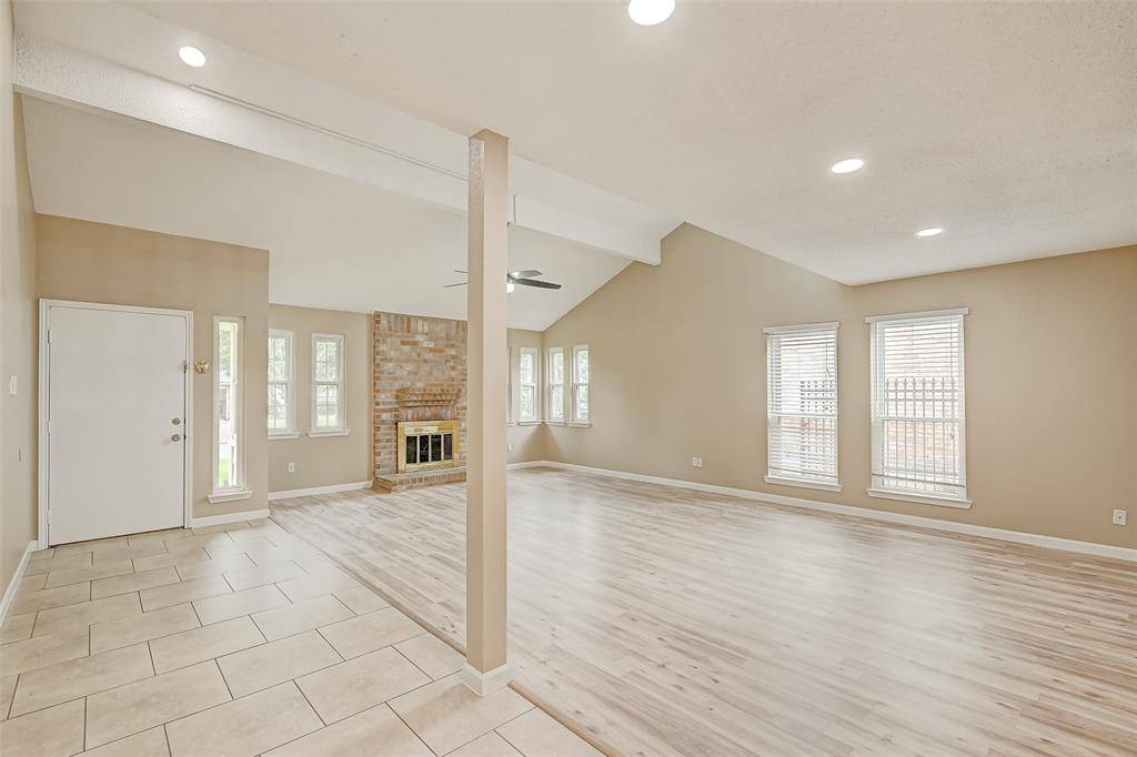Sugar Land, TX 77479,2302 Brook View LN