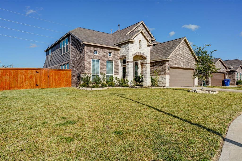 Rosenberg, TX 77471,1906 Walnut Green CIR