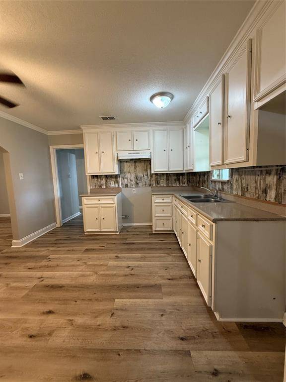 Pasadena, TX 77503,3520 Washington st